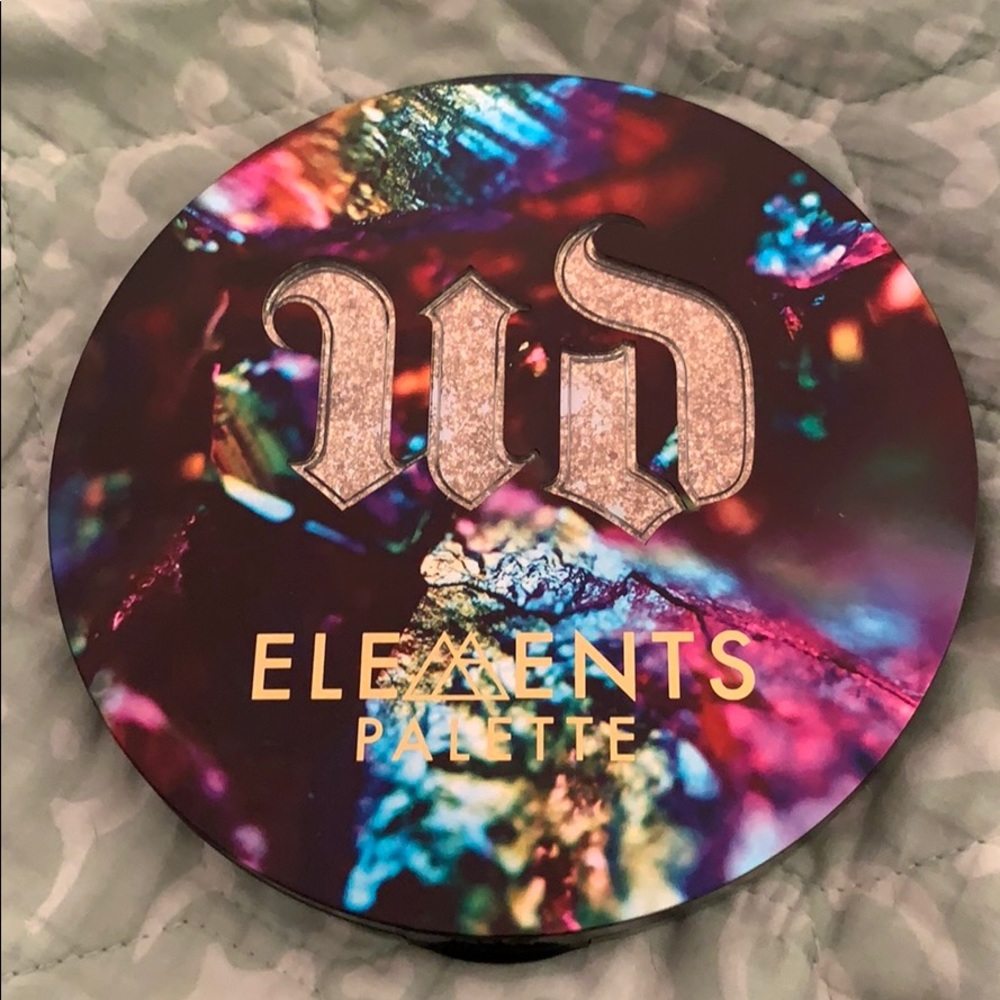 Urban Decay elements palette